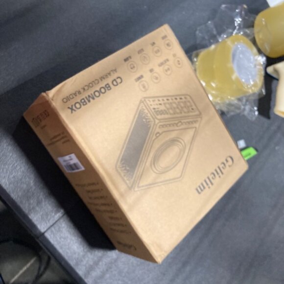 SOLD - Gelielim CD Boombox Alarm Clock Radio - Picture 2 of 2